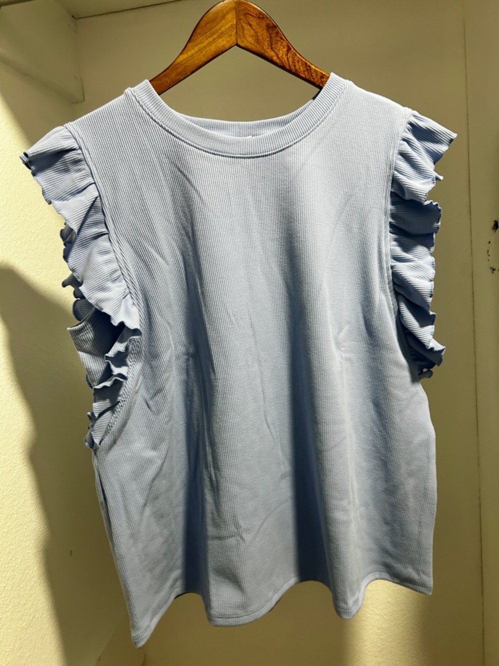 Melrose and market periwinkle ruffle sleeve ribbed blouse XL